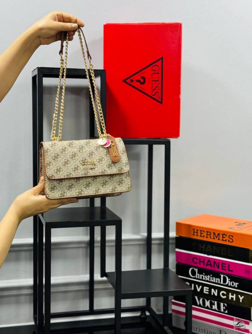 Guess Bag Series GU54877
