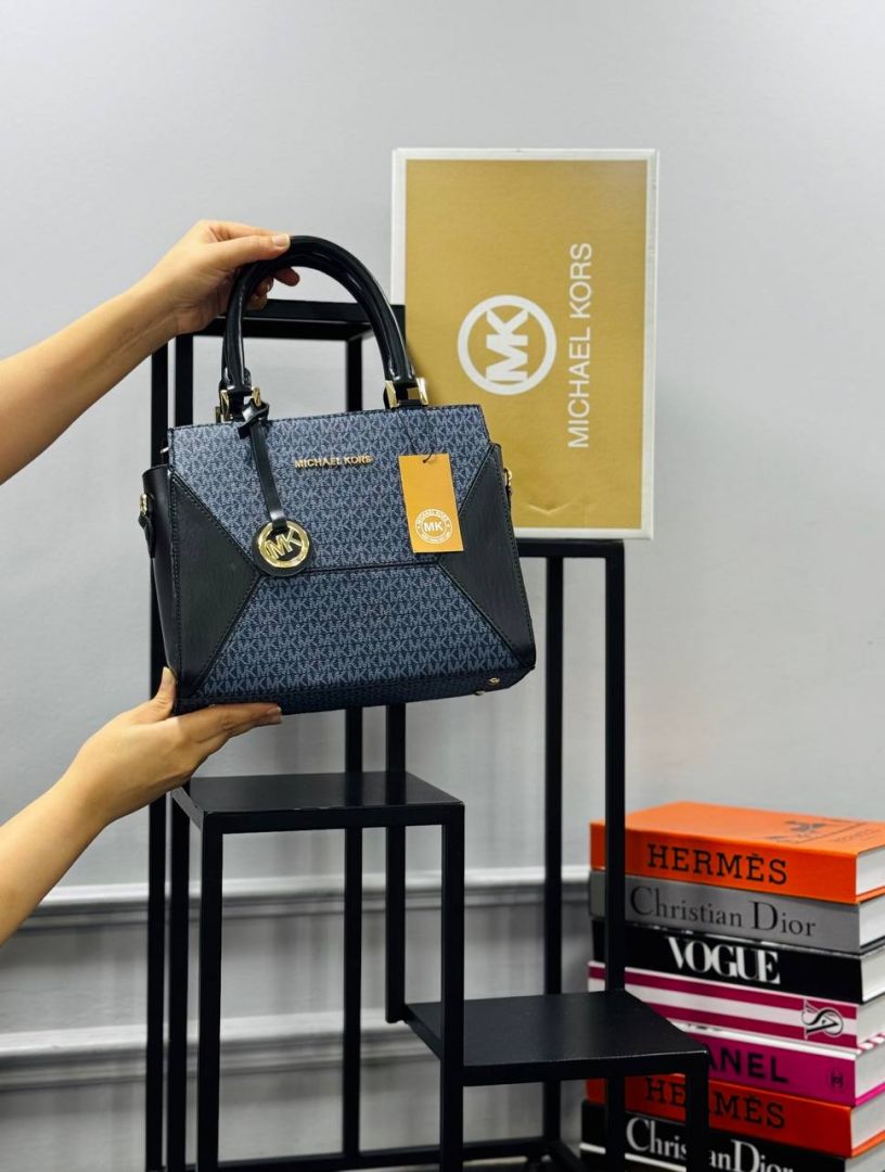 Michael Kors New Bag MK59556